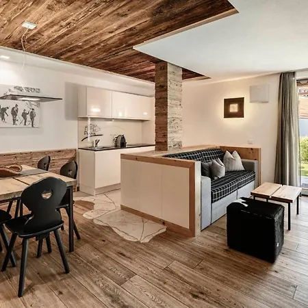 Anna Apartment *